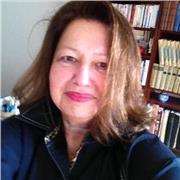 Senior trilingue du Commerce International, je vous enseigne l'anglais, le russe et le français.